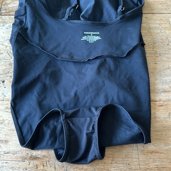 Summersalt Black High Neck One-Piece Swimsuit Size 6 – EUC - Picture 8 of 9